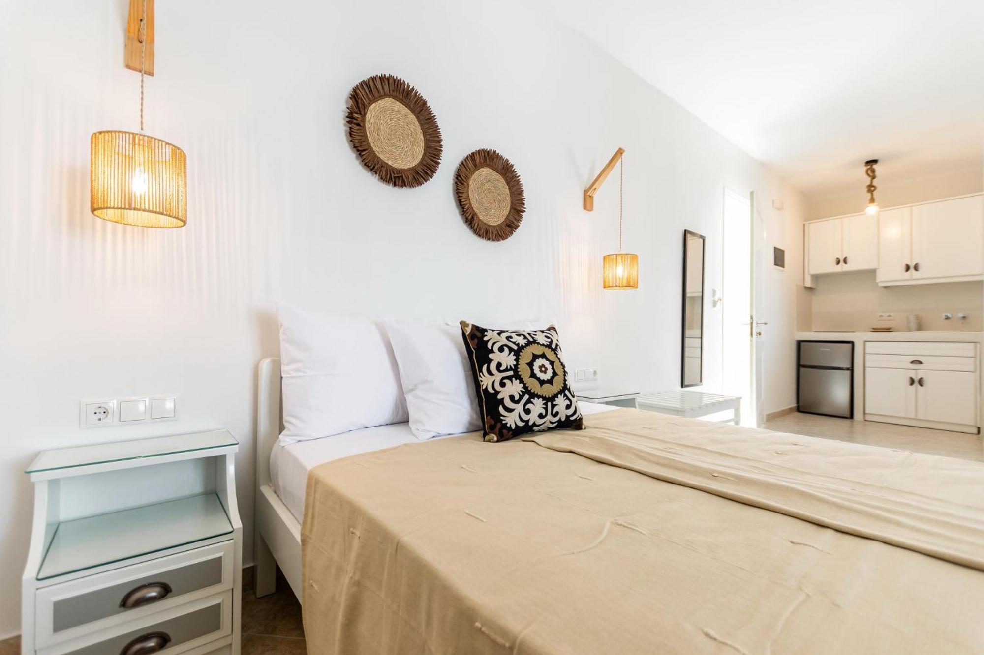 Hotel Fanis Agia Anna  Ngoại thất bức ảnh